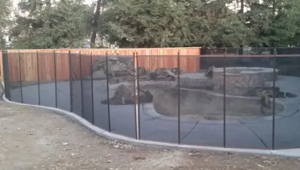Removable Fence Enclosure in Tulare, CA Durable, Self Closing Pet Mesh Fence near Tulare, CA